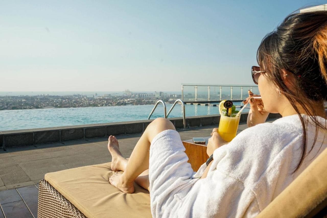 Louis Kienne Hotel Pemuda Семаранг Экстерьер фото