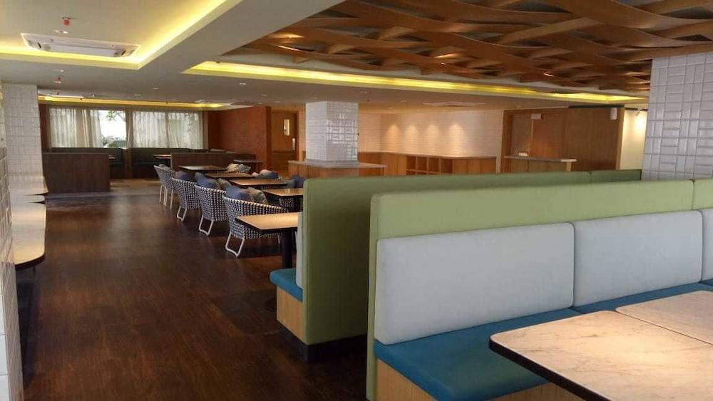 Louis Kienne Hotel Pemuda Семаранг Экстерьер фото