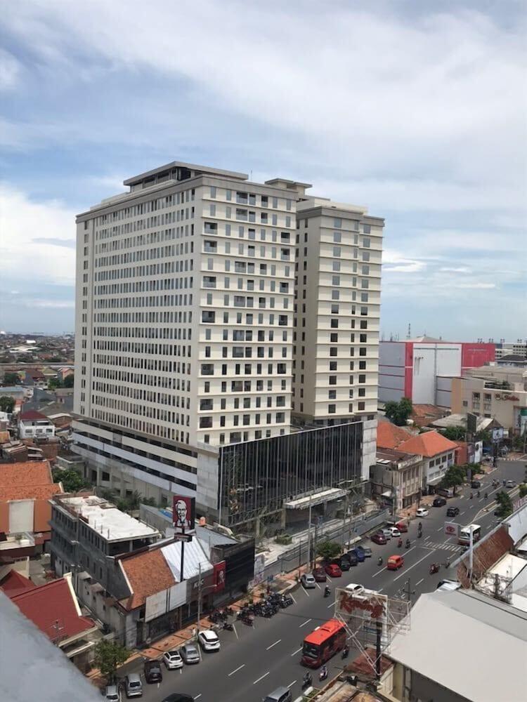 Louis Kienne Hotel Pemuda Семаранг Экстерьер фото