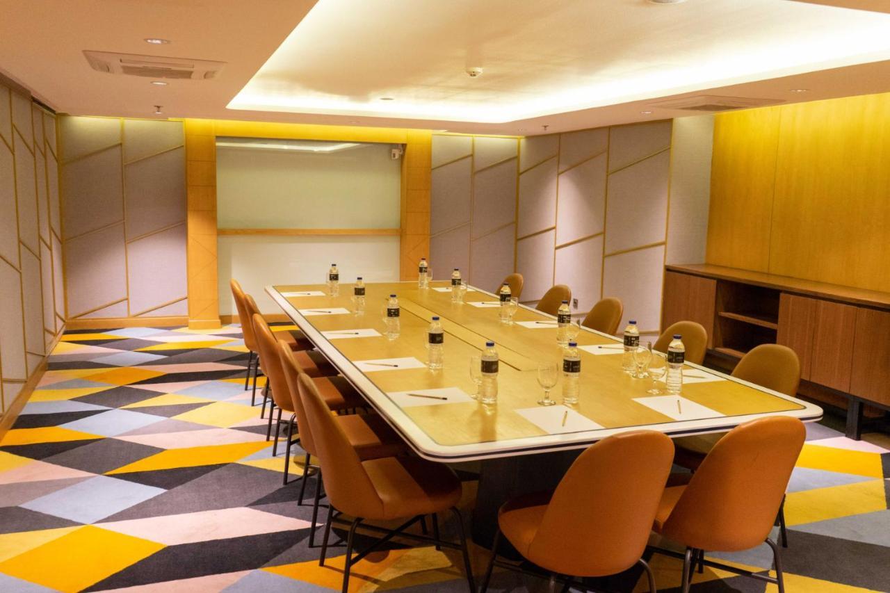 Louis Kienne Hotel Pemuda Семаранг Экстерьер фото