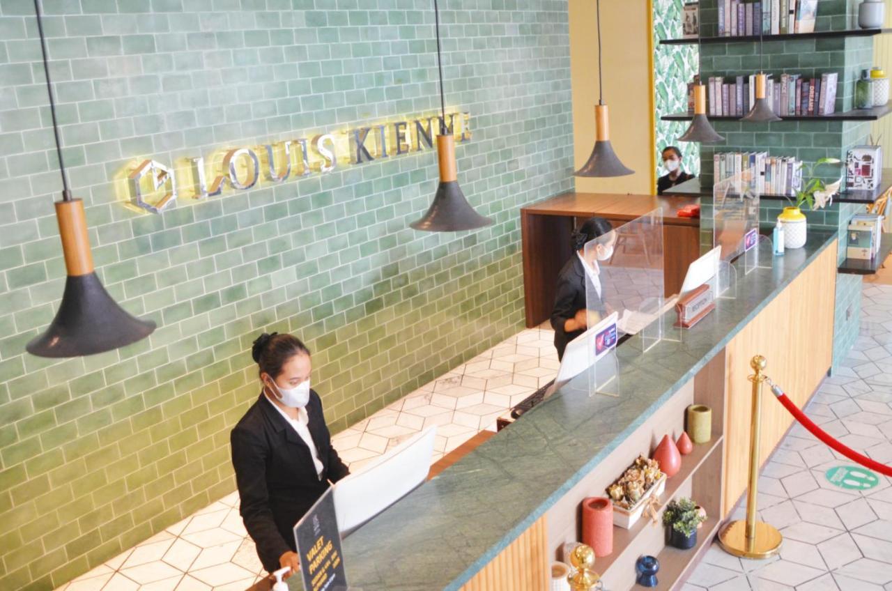 Louis Kienne Hotel Pemuda Семаранг Экстерьер фото