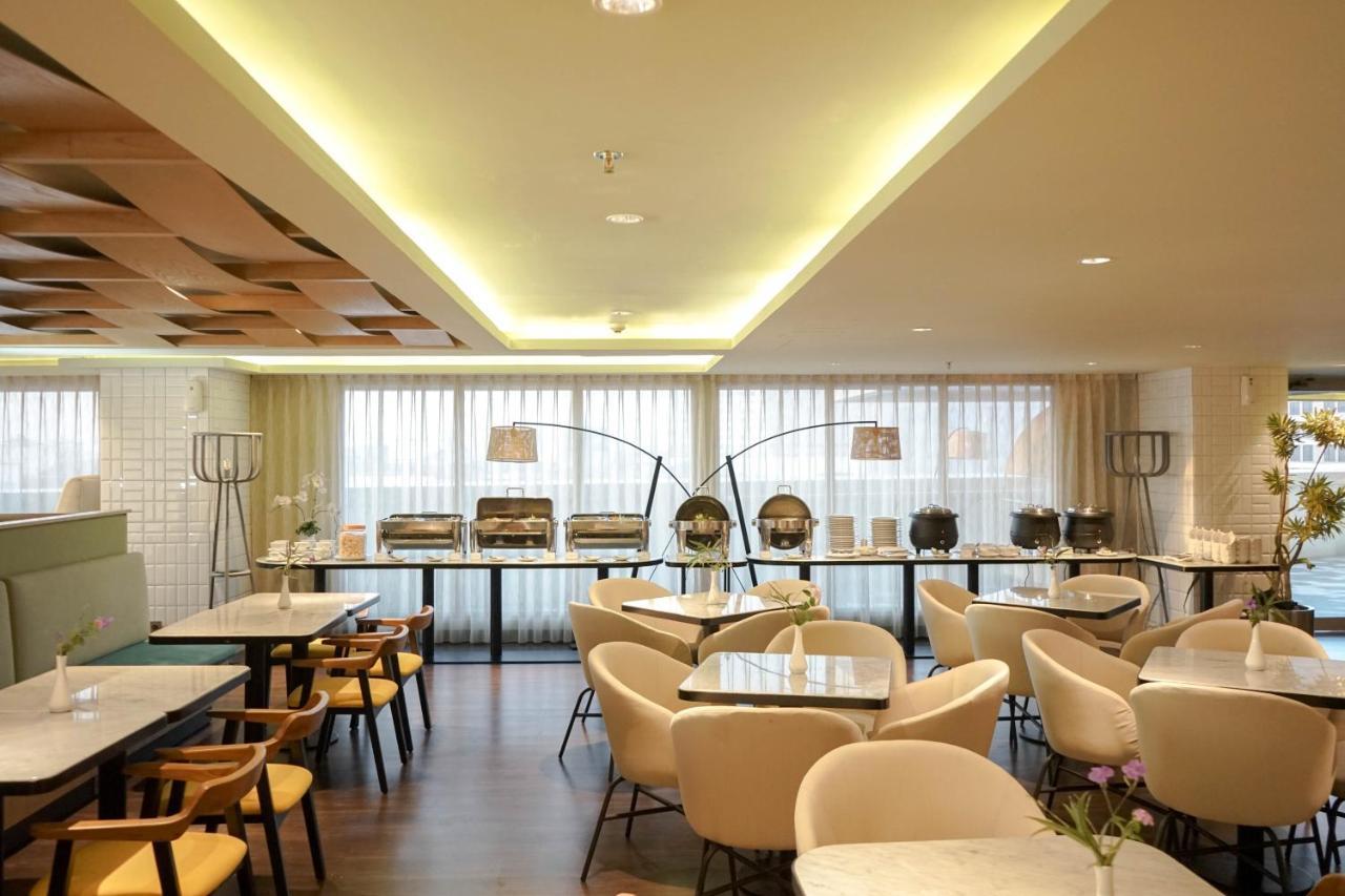Louis Kienne Hotel Pemuda Семаранг Экстерьер фото